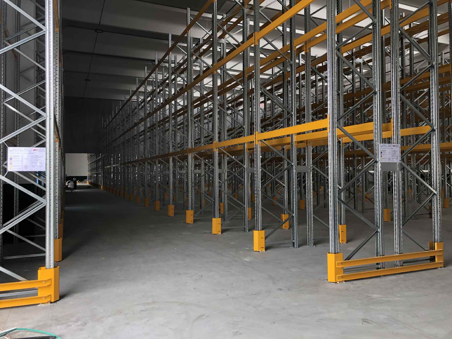 M10 — Heavy Racking 5