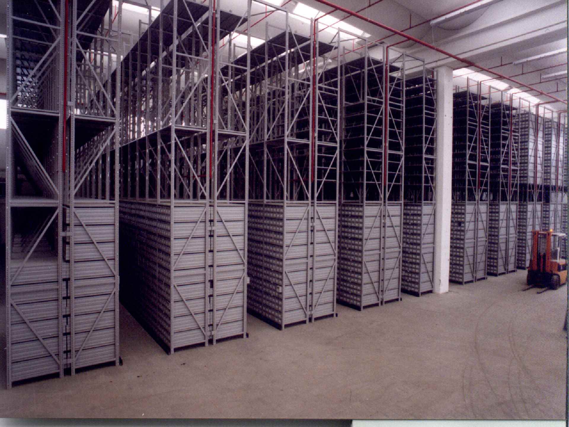 M5 — Medium-Light Racking — foto 1