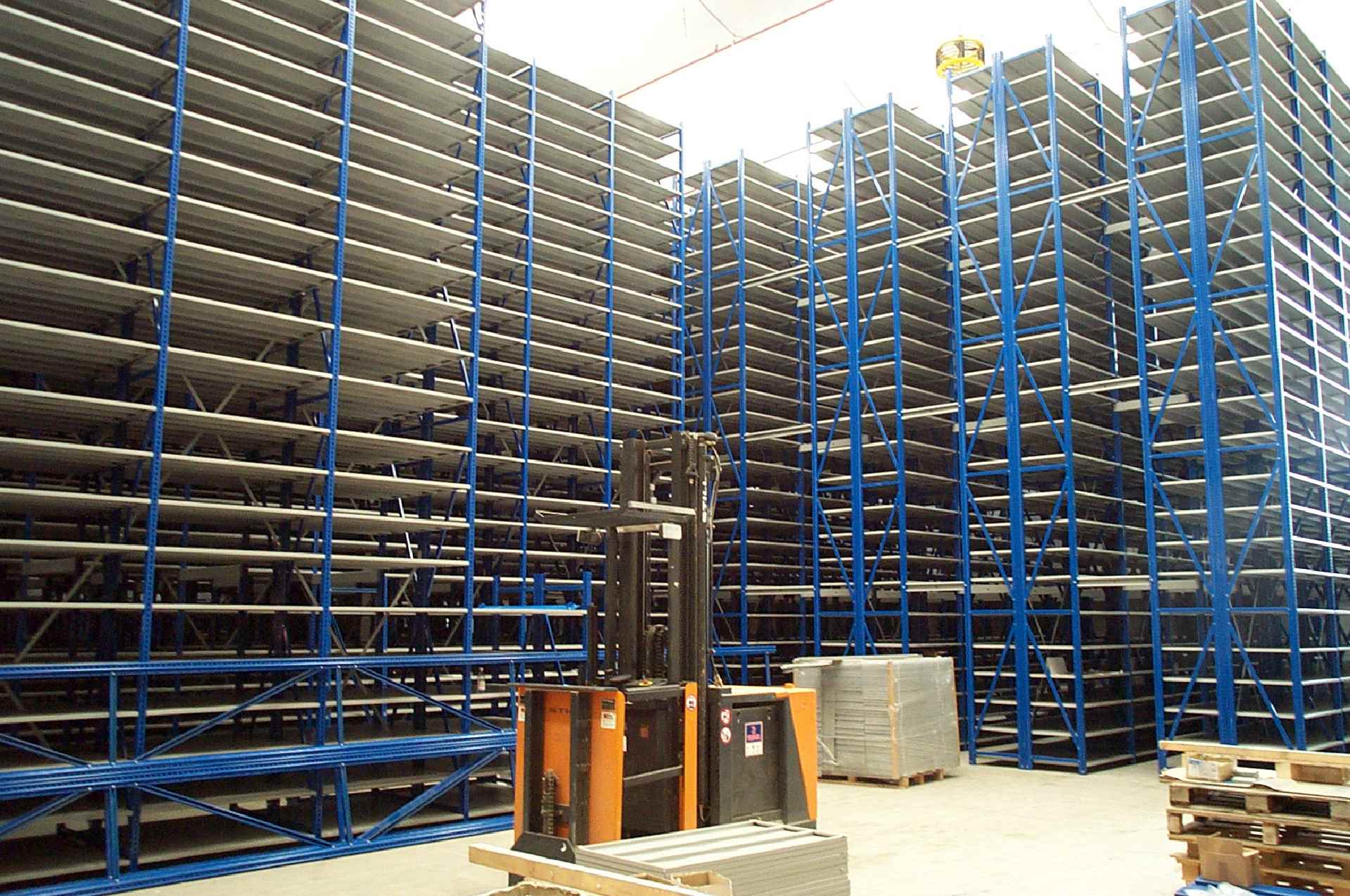 M5 — Medium-Light Racking 6