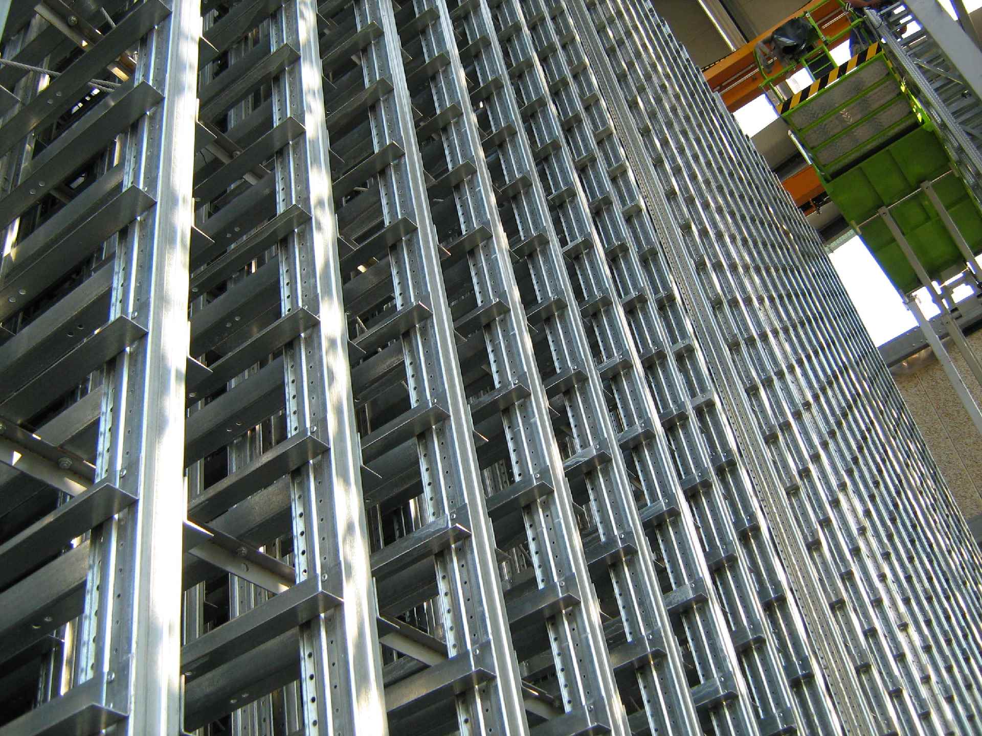 Self-Supporting Warehouse 2
