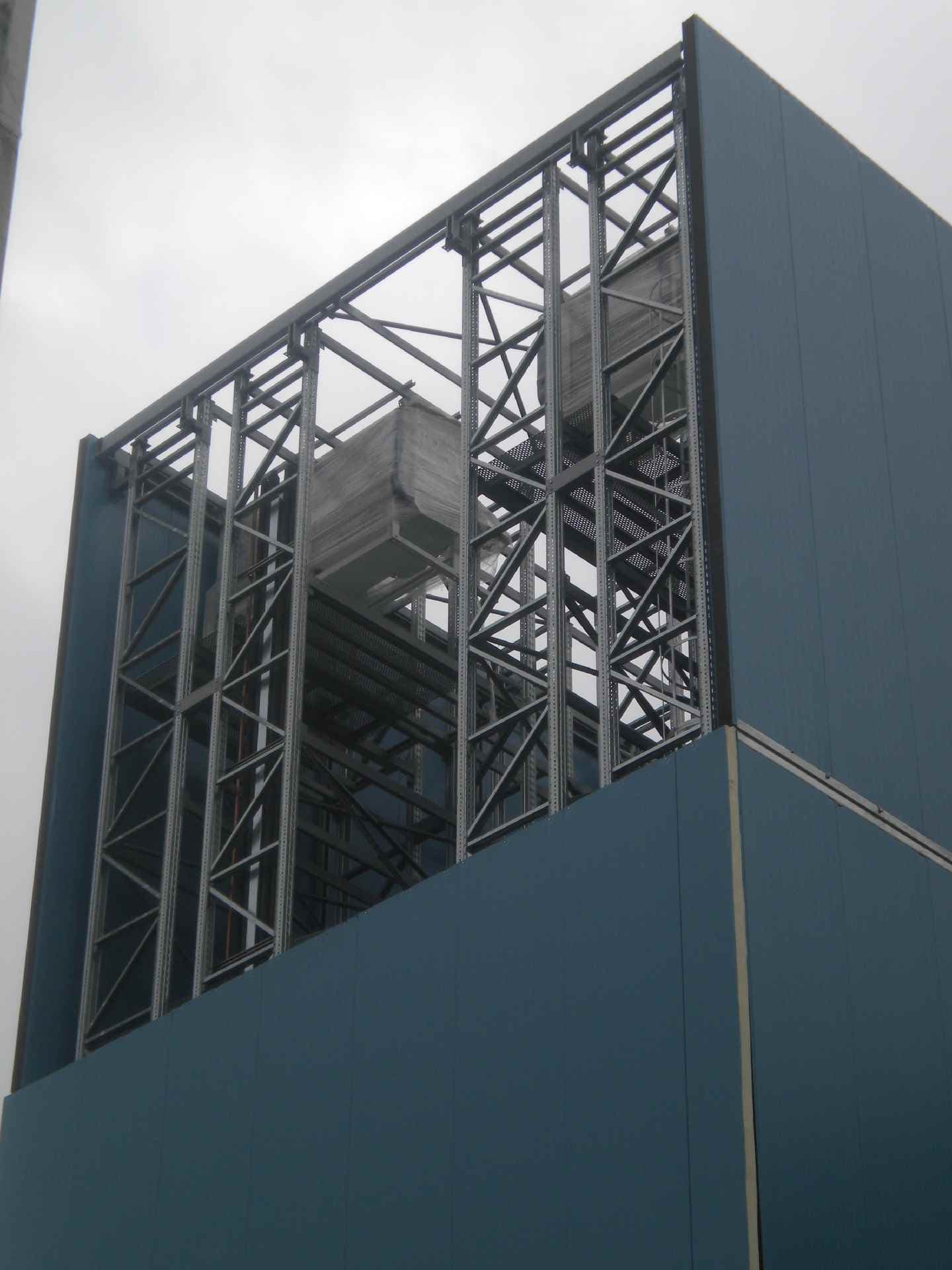 Self-Supporting Warehouse 9